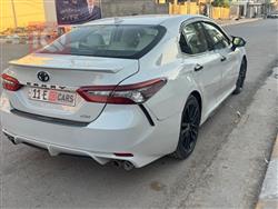 تۆیۆتا کامری